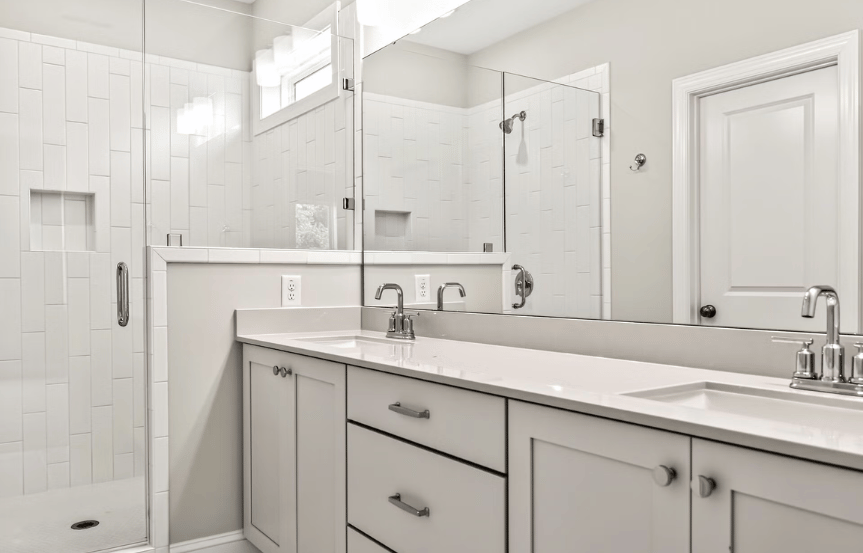 Homesite 2624 Owners Suite Bath