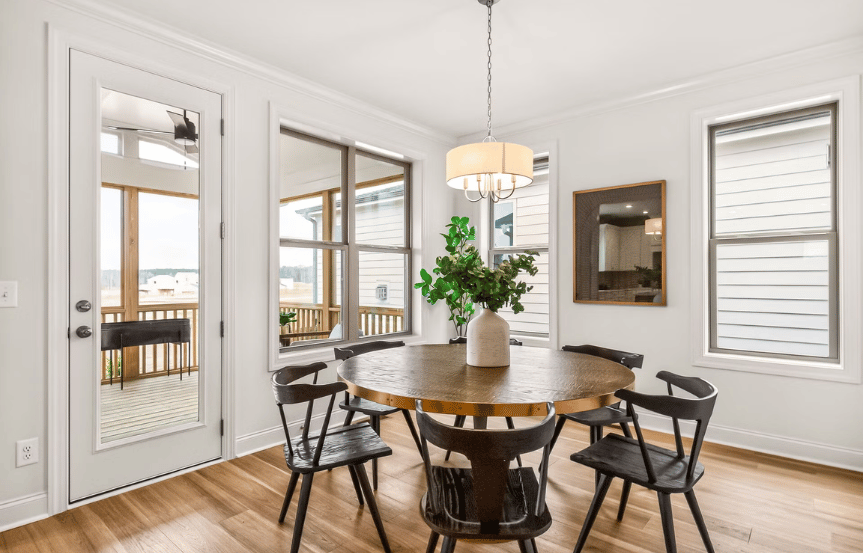 Homesite 2343 Dining