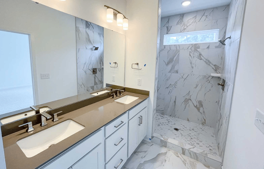 Homesite 2643 Owners Bath