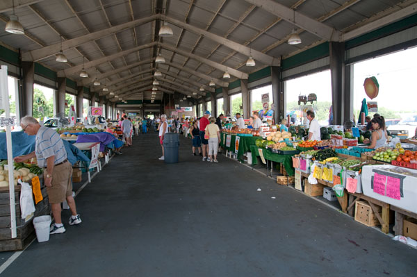 Vendors at the State Farmer's Market