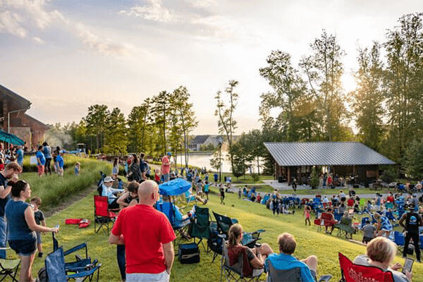 Farmhouse Jams Concert in Wendell Falls