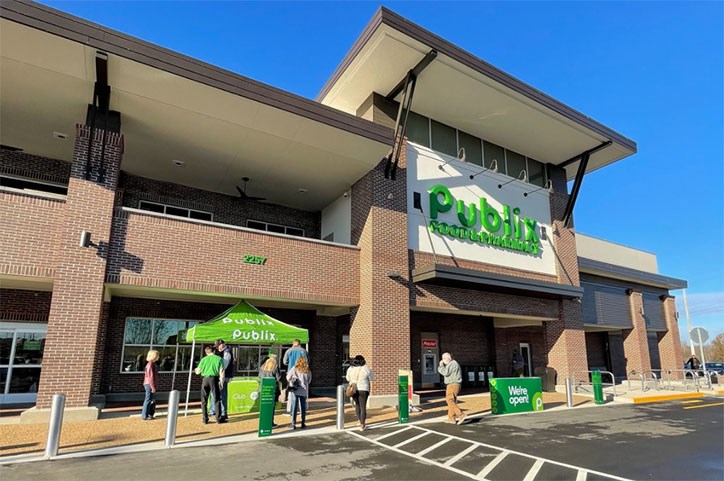 Exterior of the new Publix at Wendell Falls.