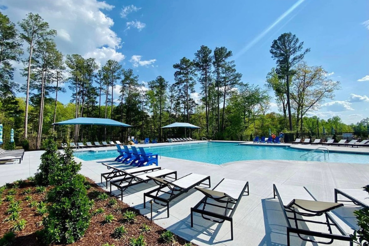 Encore Clubhouse Pool