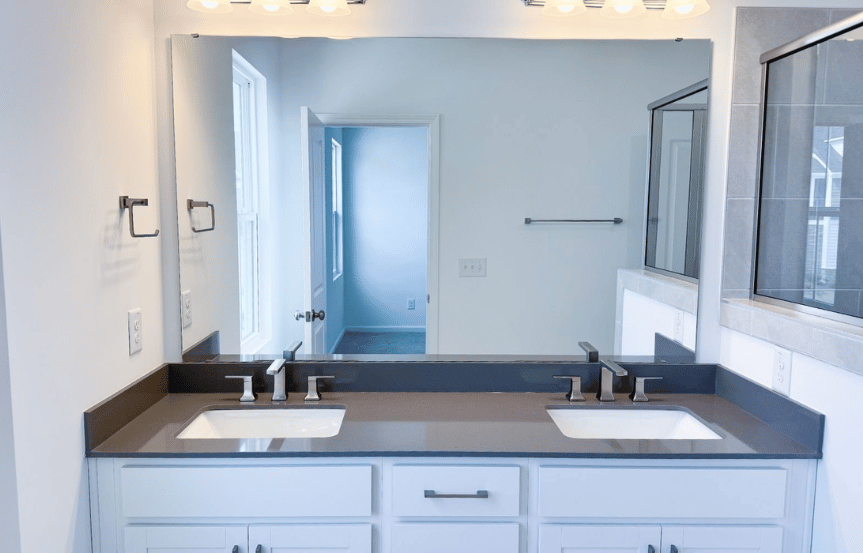 Homesite 2556 Owners Bath 1