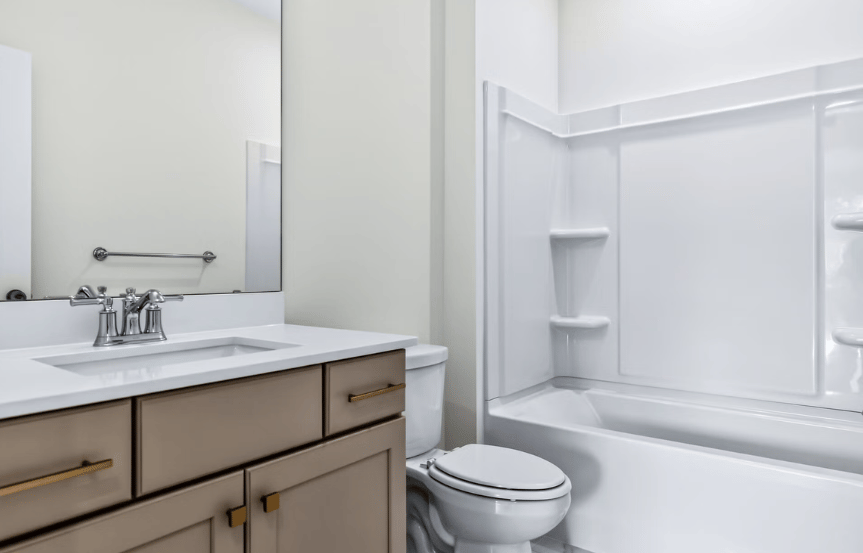 Homesite 2625 Guest Bath 2