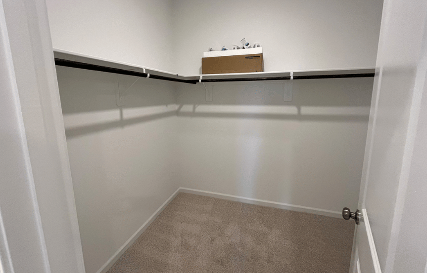 Homesite 2431 Owners Suite Closet