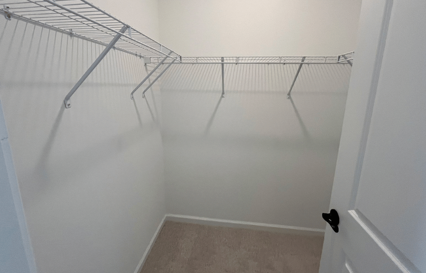 Homesite 2554 Owners Suite Closet