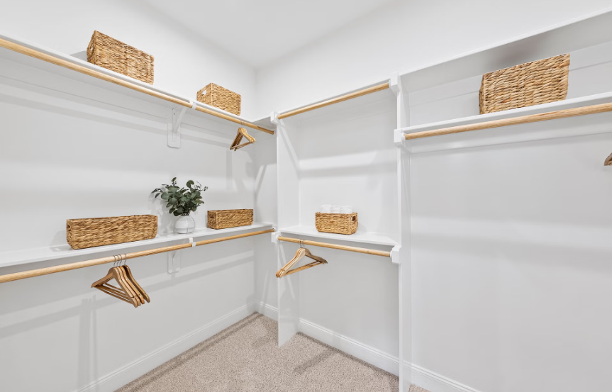 Homesite 2326 Owners Suite Closet
