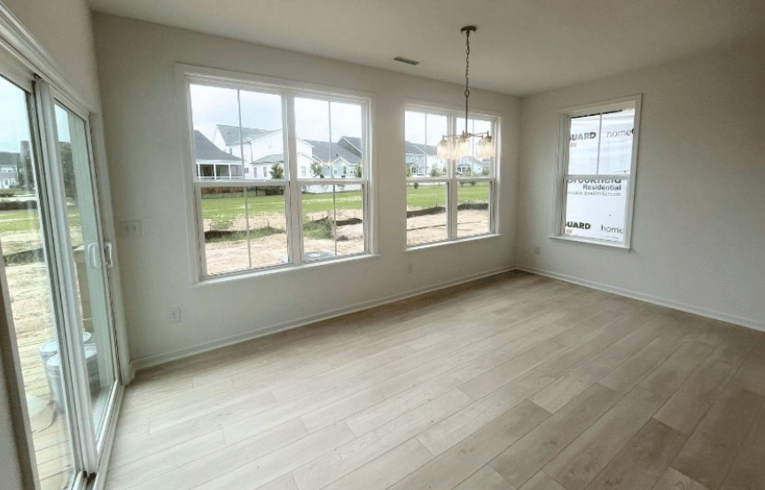 Homesite 2436 NP Dining