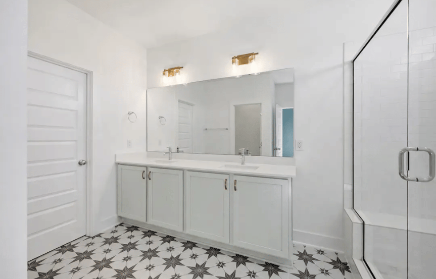 Homesite 2874 Owners Bath