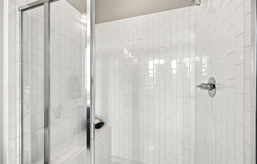 Homesite 2901 Owners Suite Bath 2