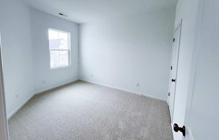 Homesite 2548 Guest Bed 1