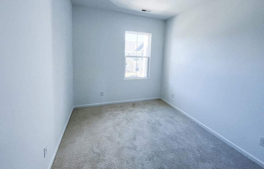 Homesite 2561 Guest Bed 2