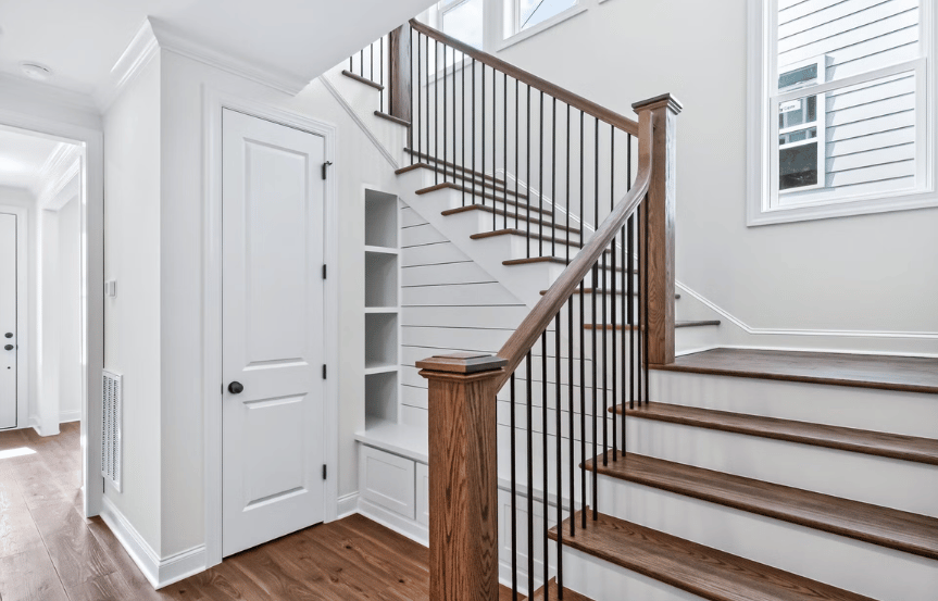 Homesite 2625 Stairway