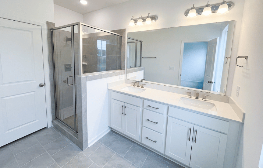 Homesite 2548 Owners Suite Bath