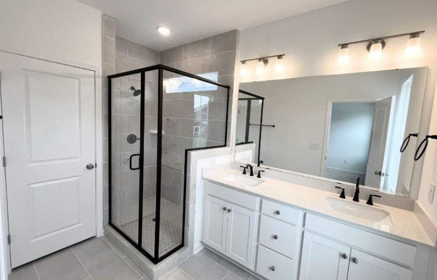 Homesite 2579 Primary Bath