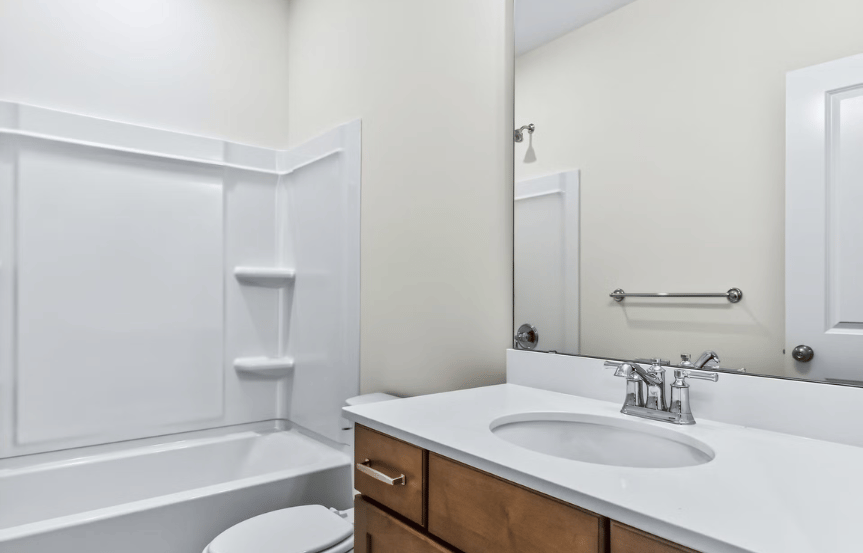Homesite 2343 Secondary Bath