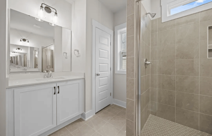 Homesite 2846 Owners Suite Bath 2