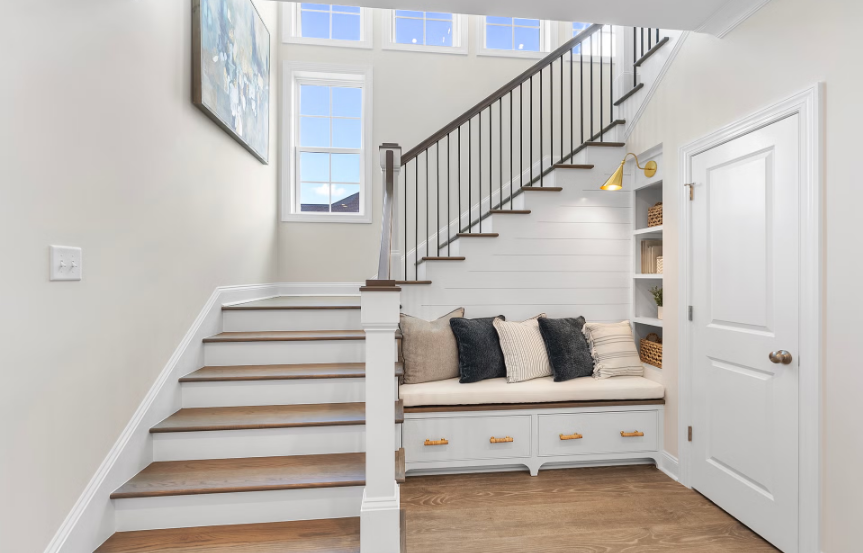 Homesite 2326 Stairway