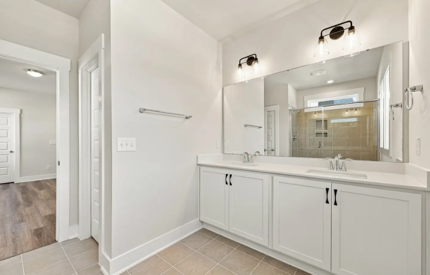 Homesite 2884 Primary Bath